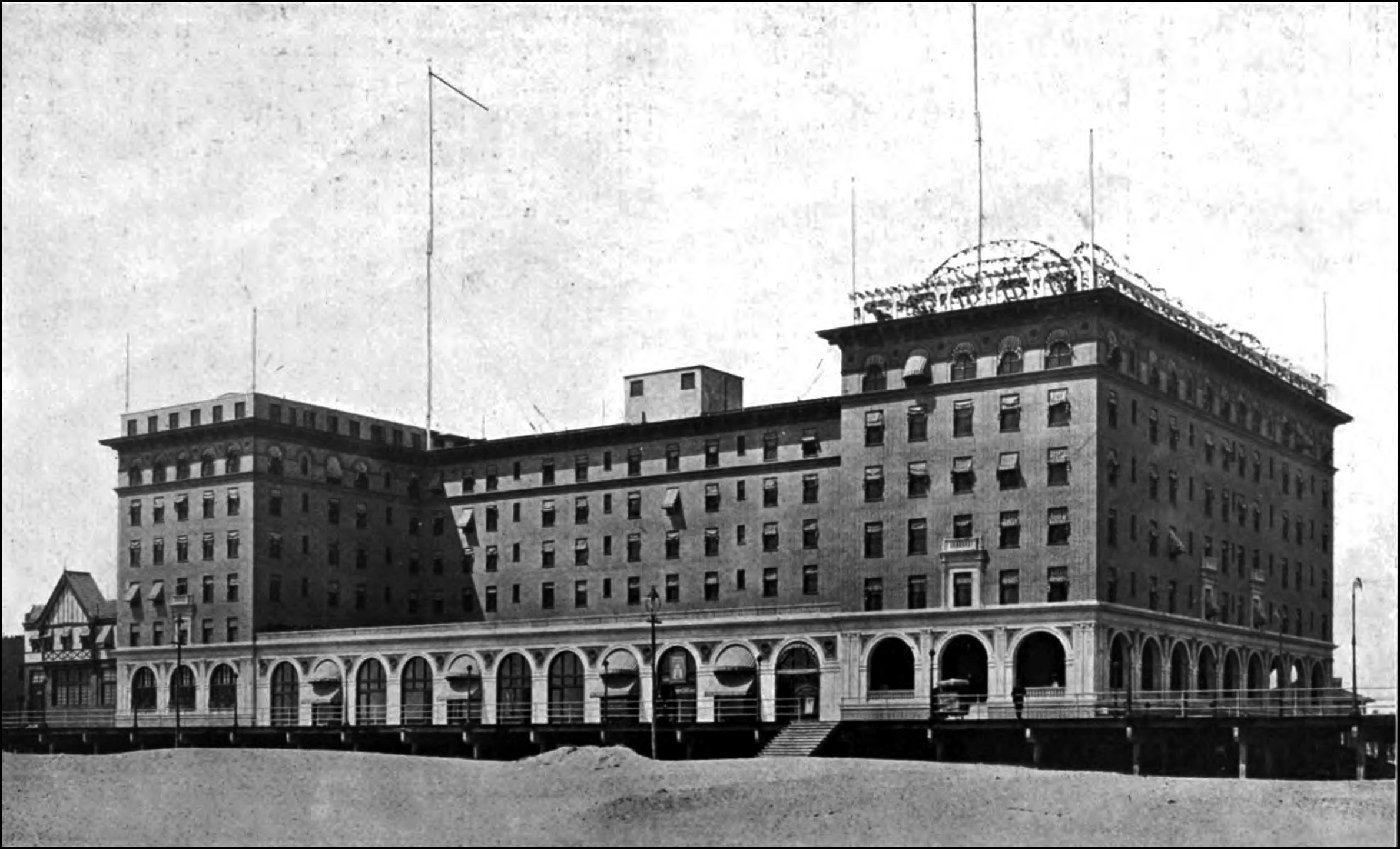 Architects' and builders' magazine.